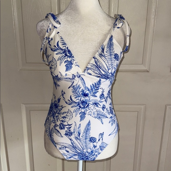 Kona Sol White And Blue Tropical Print Shoulder Tie One Piece Swimsuit - Picture 4 of 7